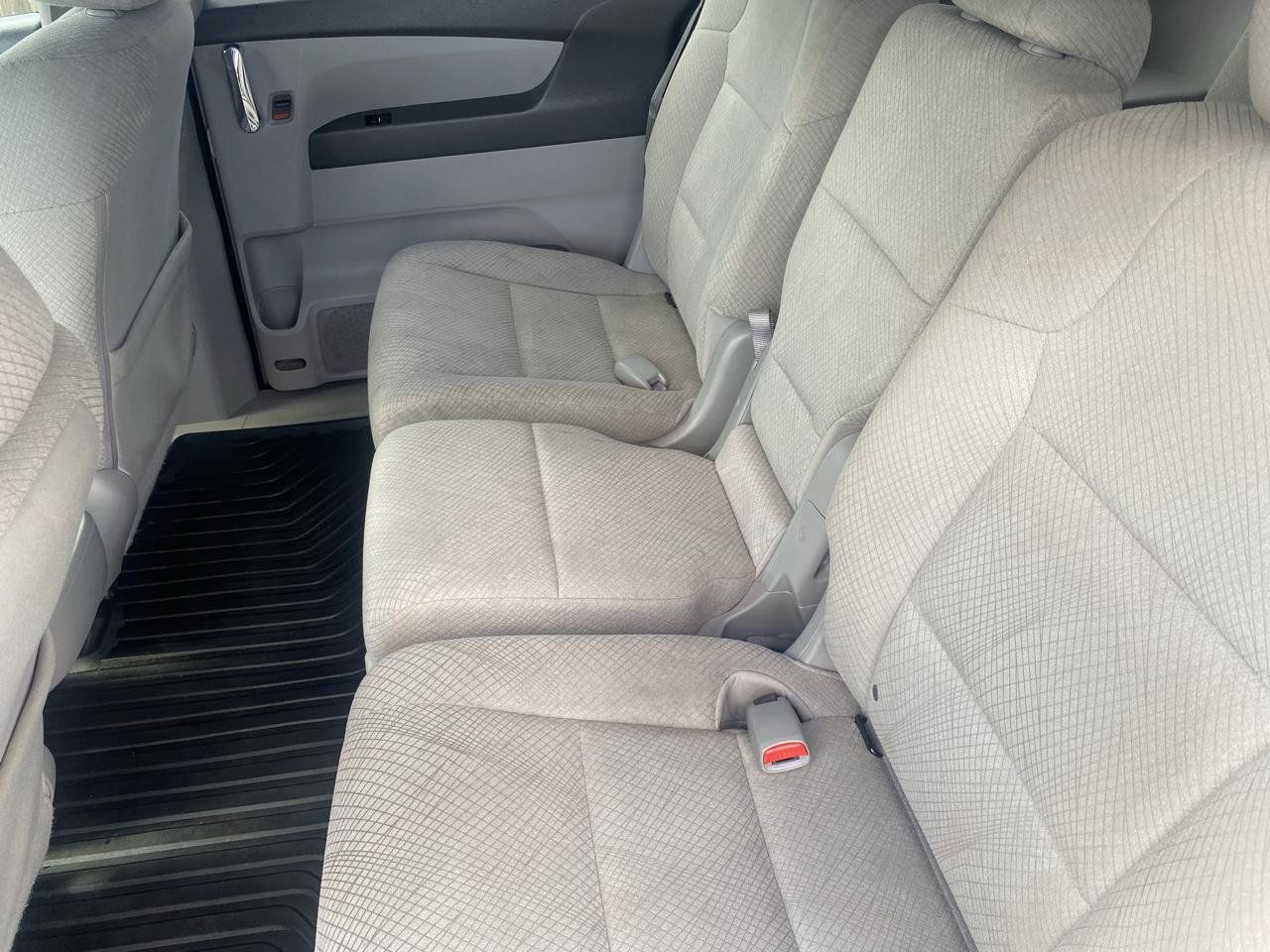 Used 2016 Honda Odyssey SE image 9