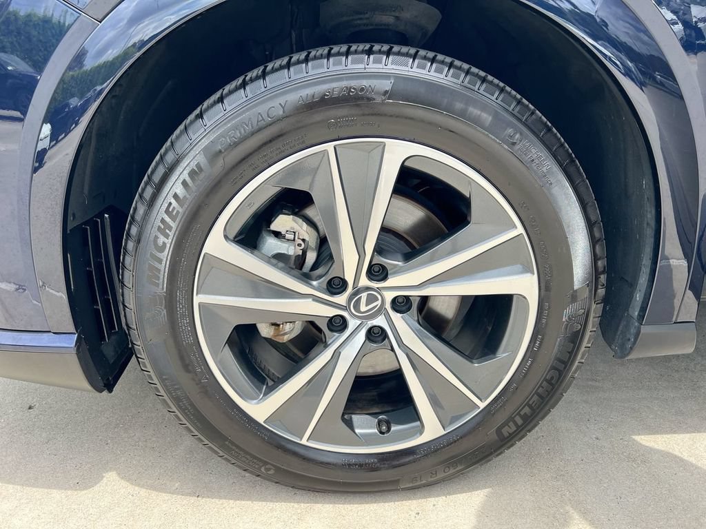 Certified 2025 Lexus RX 350 FWD w/ Technology Package image 9