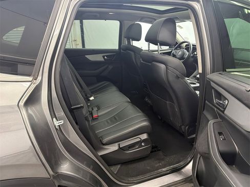 Used 2023 Acura MDX FWD w/ Technology Package image 17