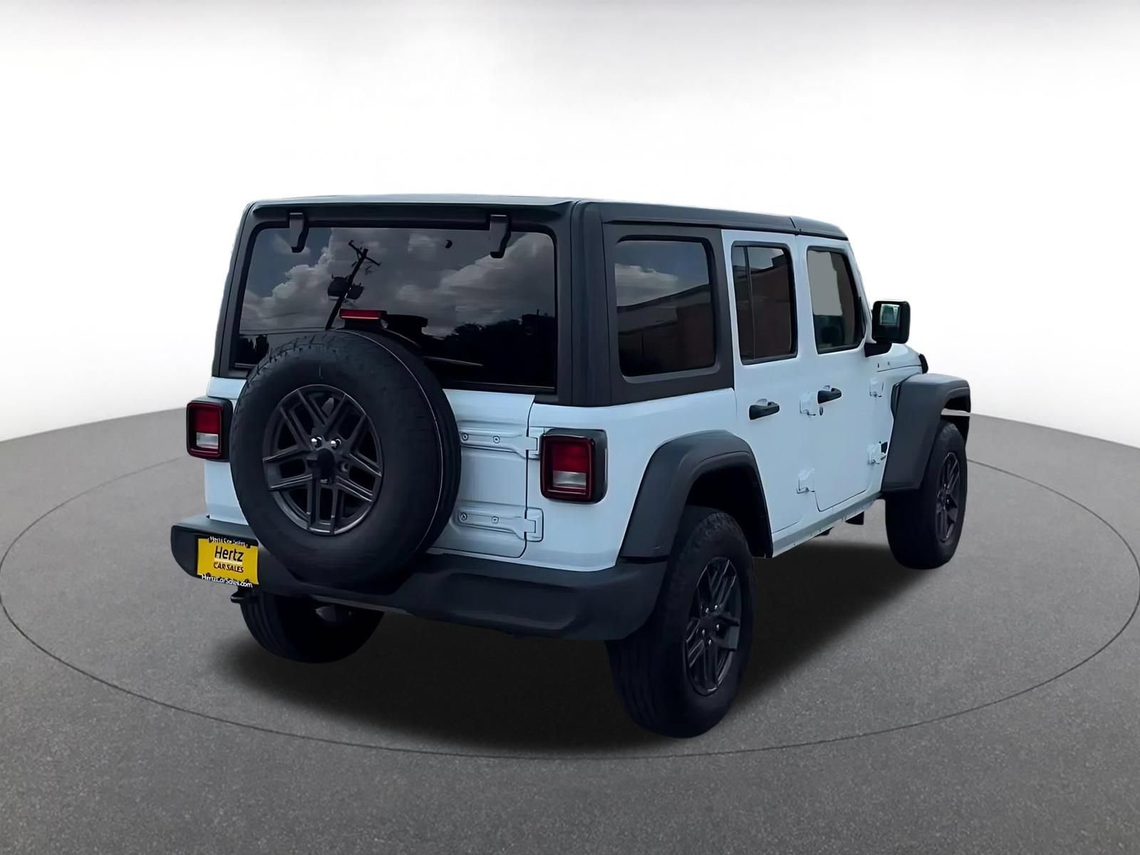 Used 2025 Jeep Wrangler Unlimited Sport AWD/4WD image 13
