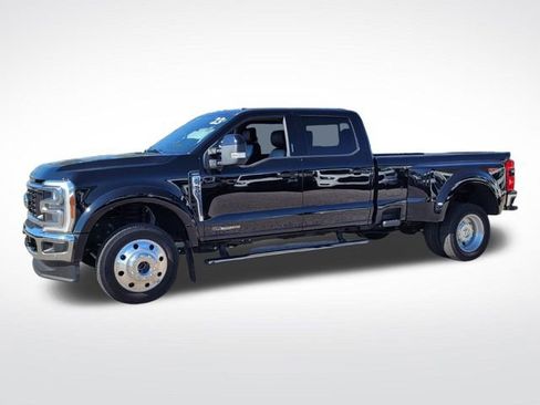 Certified 2023 Ford F450 Lariat w/ Lariat Ultimate Package image 5