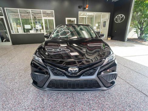 Used 2023 Toyota Camry SE AWD/4WD image 6
