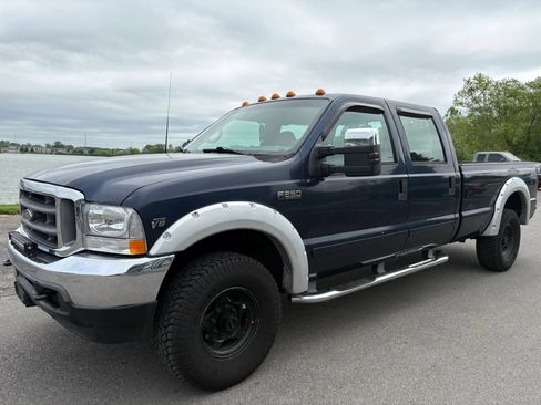 Used 2002 Ford F250 4x4 Crew Cab Super Duty image 1