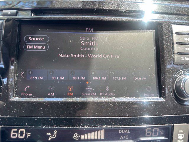Used 2019 Nissan Rogue SV FWD image 17