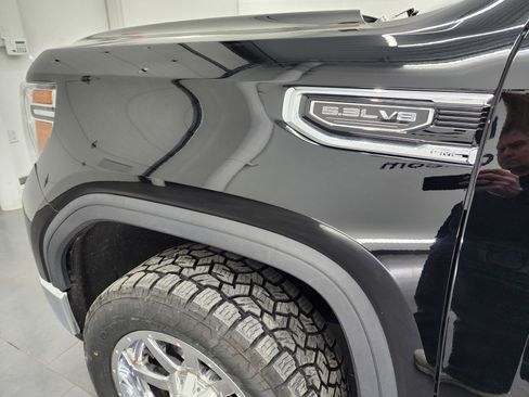 Used 2019 GMC Sierra 1500 SLE image 37