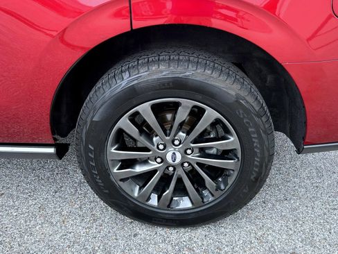 Used 2019 Ford Expedition Limited w/ Equipment Group 301A AWD/4WD image 24