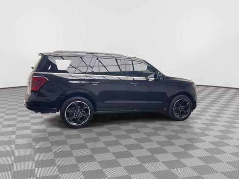 Used 2022 Ford Expedition Limited AWD/4WD image 46