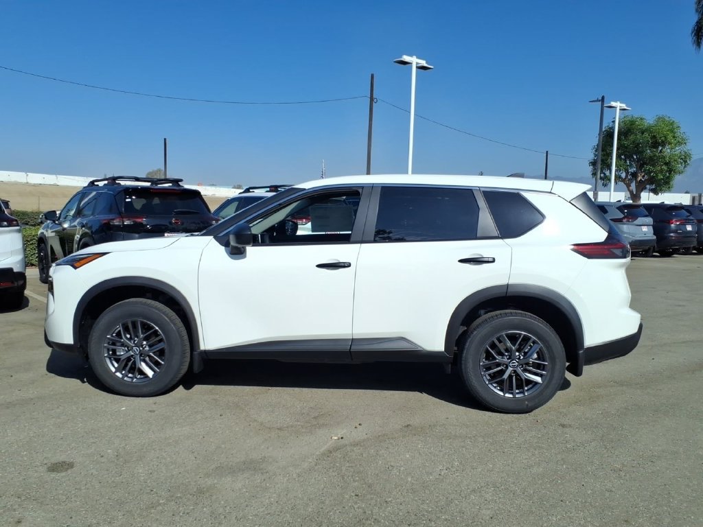 New 2026 Nissan Rogue S FWD image 5