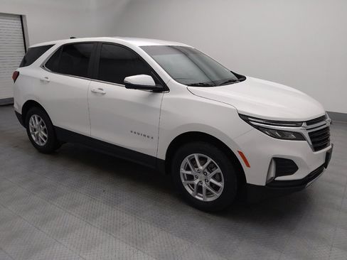 Used 2024 Chevrolet Equinox LT image 11