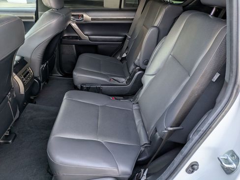 Used 2020 Lexus GX 460 Premium image 24