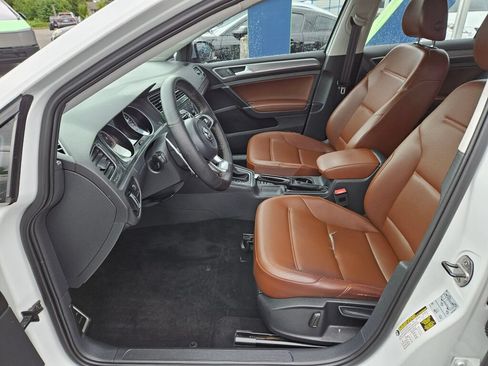 Used 2017 Volkswagen Golf Alltrack S AWD/4WD image 15