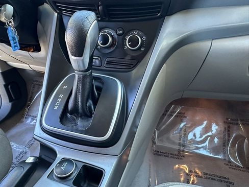 Used 2013 Ford Escape SE image 31