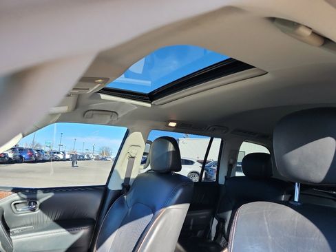 Used 2019 Nissan Armada SL w/ Premium Package image 17