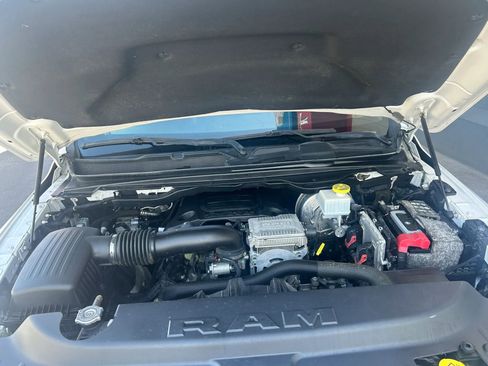 Used 2019 RAM 1500 Tradesman AWD/4WD image 22