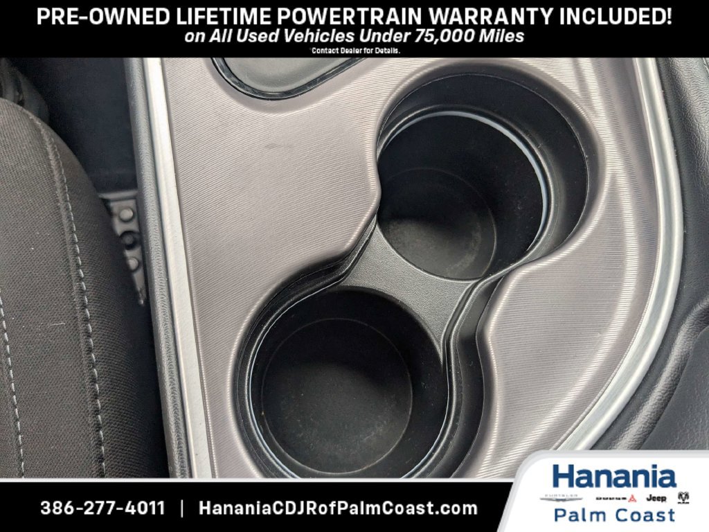 Used 2022 Dodge Challenger SXT RWD image 18
