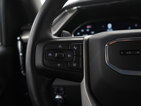Used 2025 GMC Sierra 1500 Denali AWD/4WD image 26