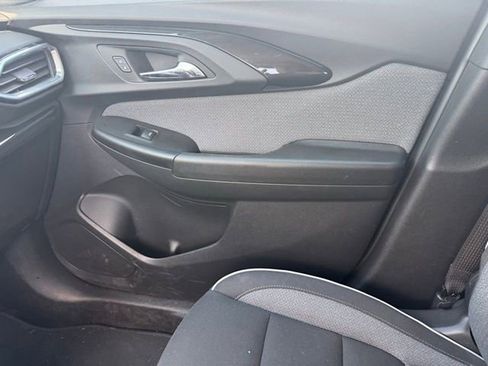 Used 2023 Chevrolet TrailBlazer LT w/ Convenience Package image 14