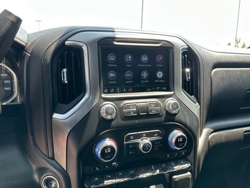 Used 2021 GMC Sierra 1500 Denali w/ Denali Ultimate Package AWD/4WD image 16