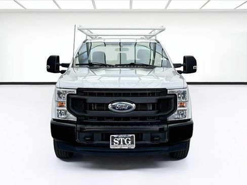 Used 2022 Ford F250 XL w/ Power Equipment Group RWD image 2