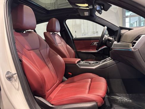 Used 2023 BMW 330i xDrive Sedan w/ M Sport Package image 38