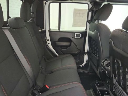 Used 2021 Jeep Gladiator Rubicon image 24