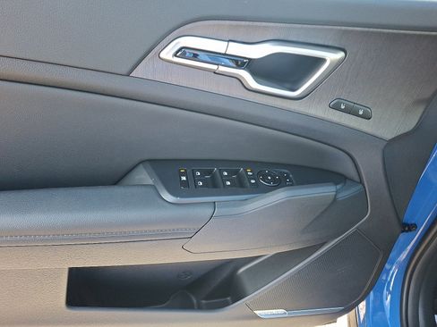New 2026 Kia Sportage X-Line w/ X-Line Technology Package image 8