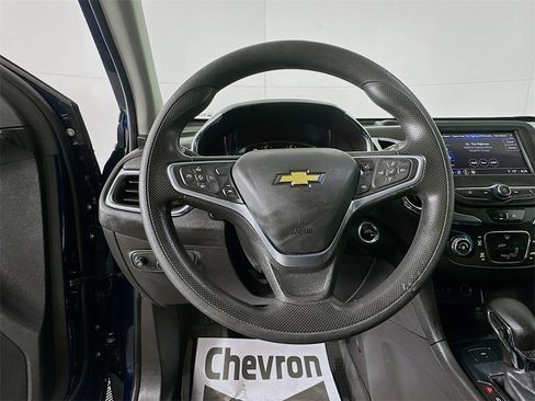 Used 2023 Chevrolet Equinox LT w/ LPO, Floor Liner Package image 11