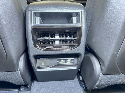 New 2025 Jeep Grand Cherokee Laredo image 23