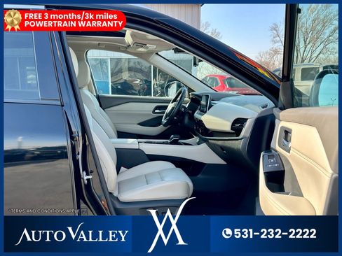 Used 2023 Nissan Rogue SL AWD/4WD image 18