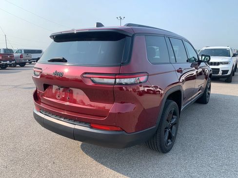 Used 2021 Jeep Grand Cherokee L Laredo AWD/4WD image 8