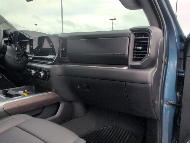 Used 2024 GMC Sierra 2500 SLT w/ SLT Convenience Package AWD/4WD image 55