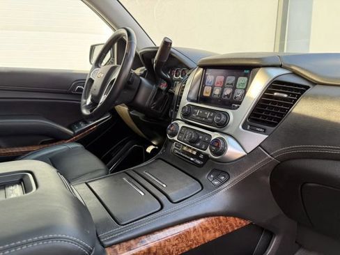 Used 2019 Chevrolet Suburban Premier w/ Max Trailering Package AWD/4WD image 28