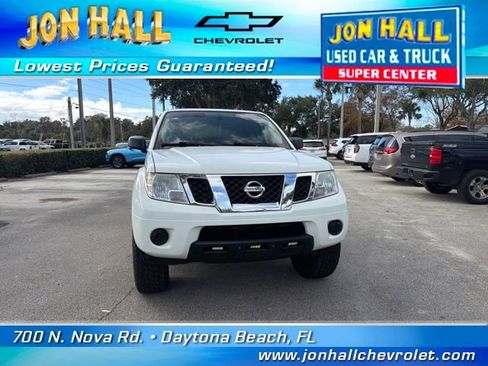Used 2019 Nissan Frontier SV image 16