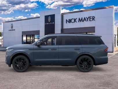 New 2026 Lincoln Navigator Reserve w/ Jet Appearance Package