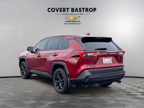 Used 2024 Toyota RAV4 LE FWD image 5