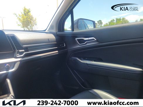 Certified 2023 Kia Sportage EX FWD image 19