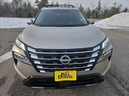 New 2026 Nissan Rogue Platinum w/ Platinum Premium Package image 10