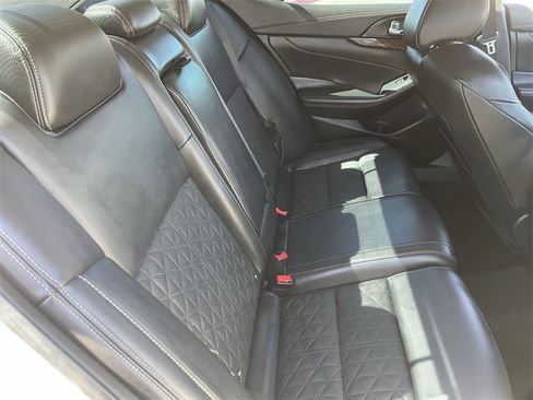Used 2017 Nissan Maxima Platinum image 15