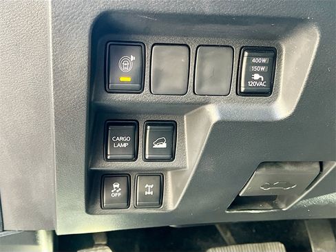 Used 2023 Nissan Frontier PRO-4X w/ Pro Convenience Package image 10