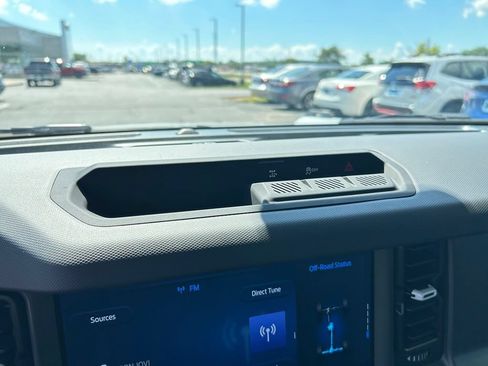 Used 2025 Ford Bronco 2-Door AWD/4WD image 18