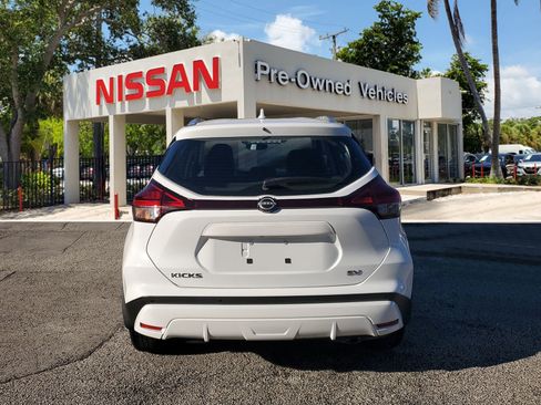 Certified 2023 Nissan Kicks SV image 5