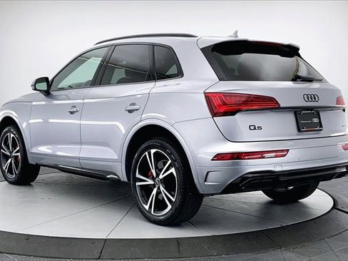 Certified 2025 Audi Q5 2.0T Premium Plus image 12
