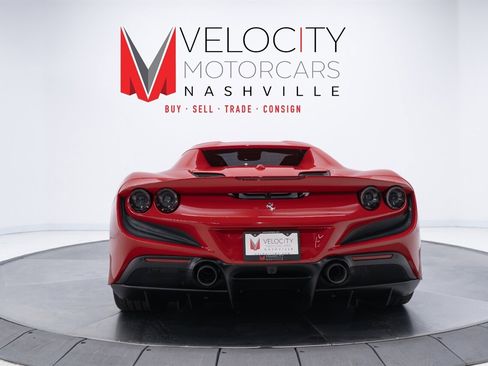 Used 2022 Ferrari F8 Tributo image 7