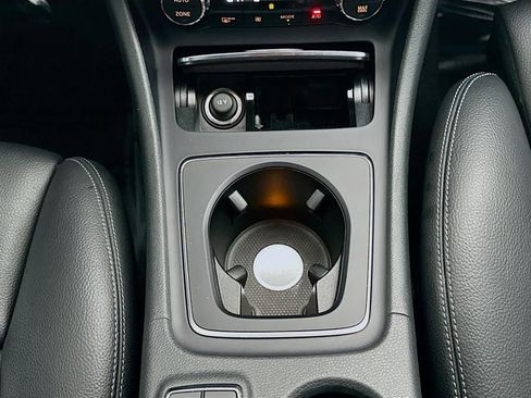 Used 2019 Mercedes-Benz GLA 250 4MATIC image 18