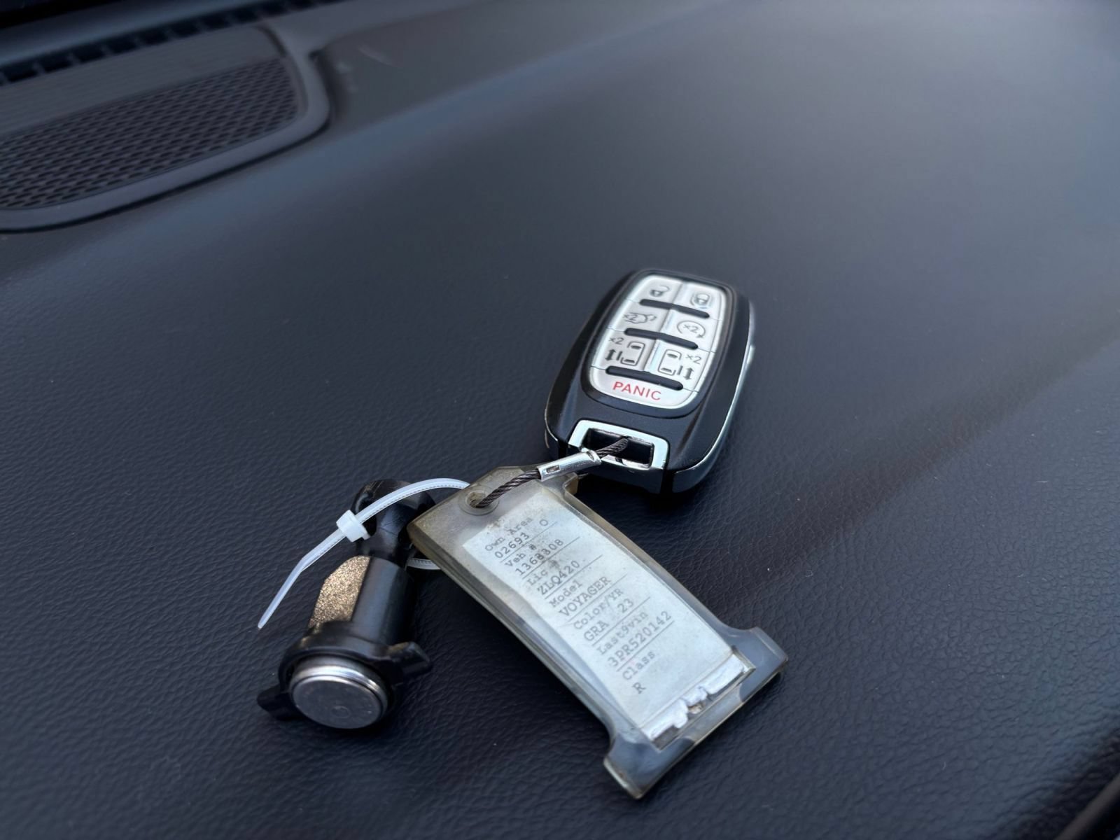 Used 2023 Chrysler Voyager LX FWD image 20