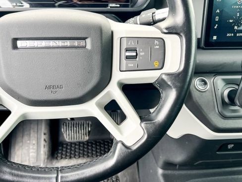 Used 2021 Land Rover Defender 90 First Edition image 20