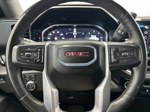 Used 2025 GMC Sierra 1500 SLT AWD/4WD image 22