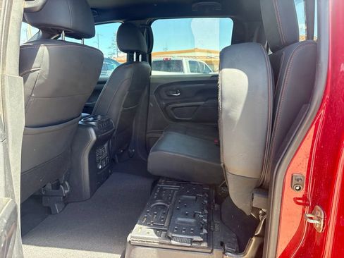 Used 2021 Nissan Titan PRO-4X AWD/4WD image 15