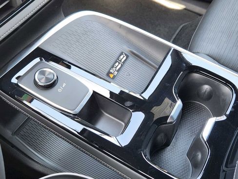 New 2025 Buick Enclave Sport Touring image 17