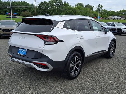 Used 2023 Kia Sportage EX AWD/4WD image 7